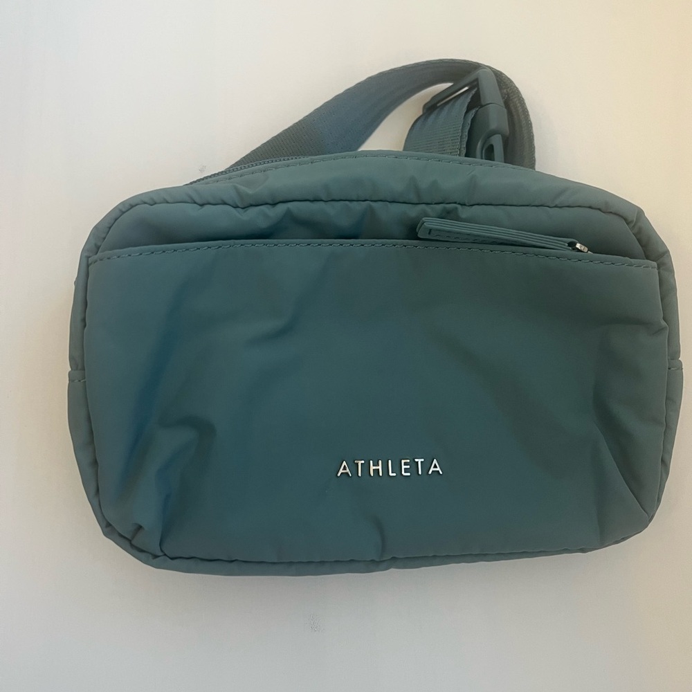 Athleta All About Crossbody Belt Bag
